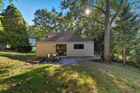 62 Chatham Lane Bristol CT 06010