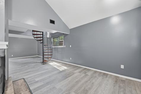 62 Chatham Lane Bristol CT 06010