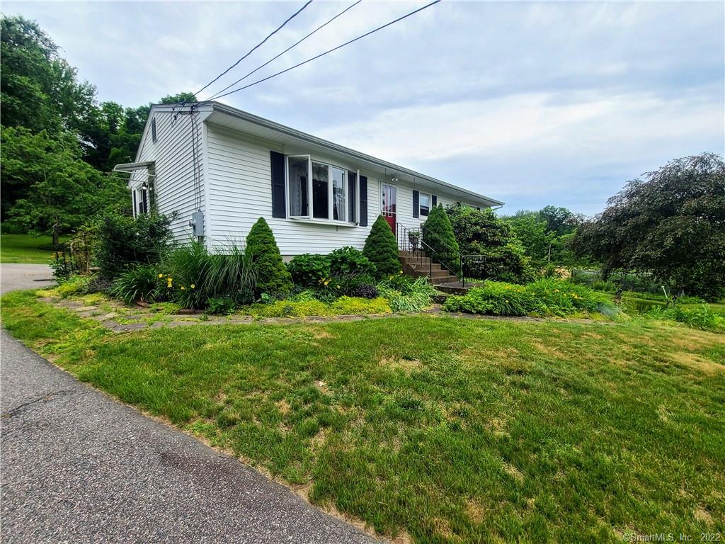 97 New London Road Salem CT 06420