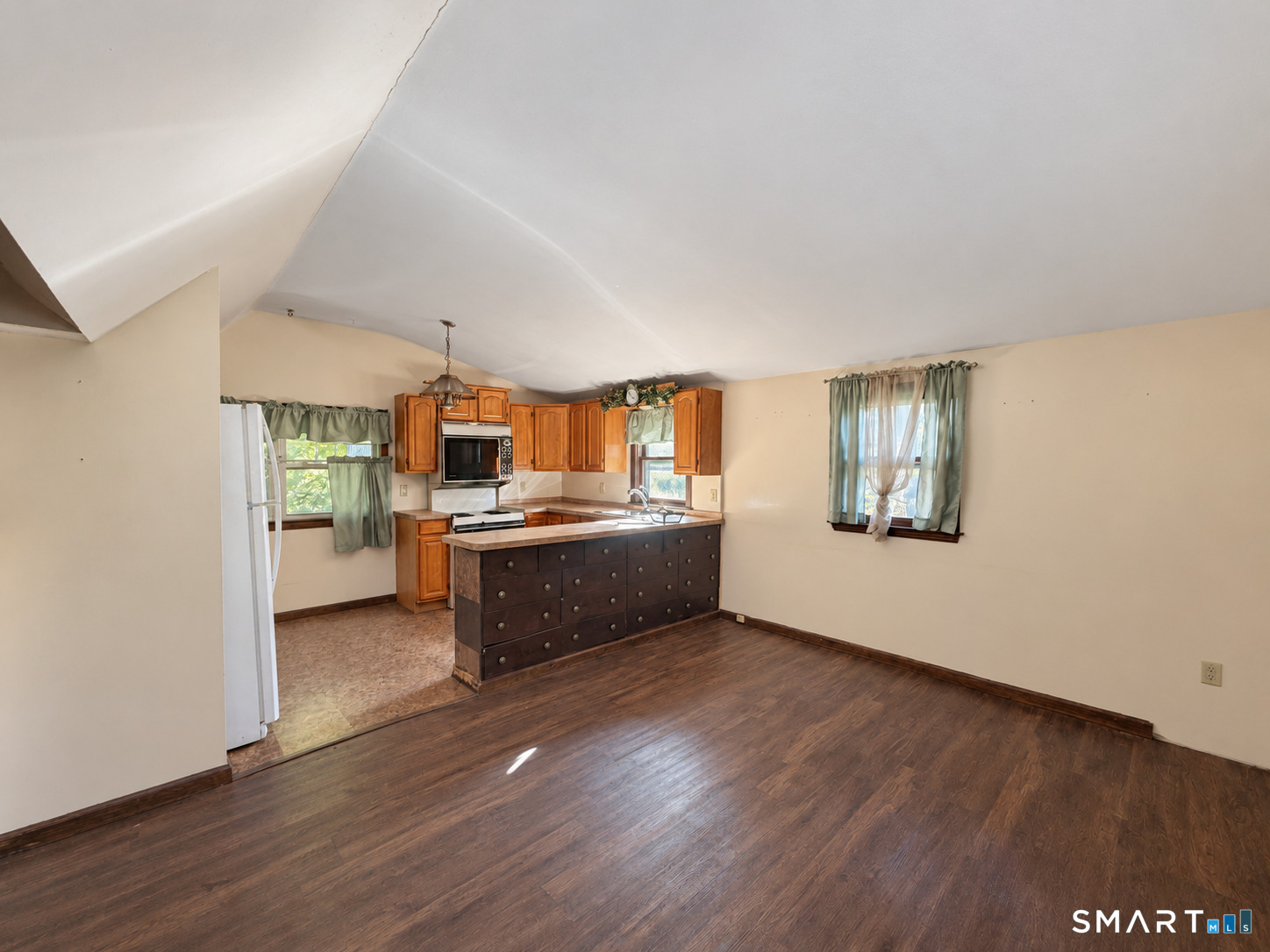 3456 East Main Street Bridgeport CT 06610