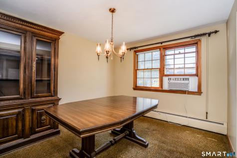 182 Brentmoor Road East Hartford CT 06118