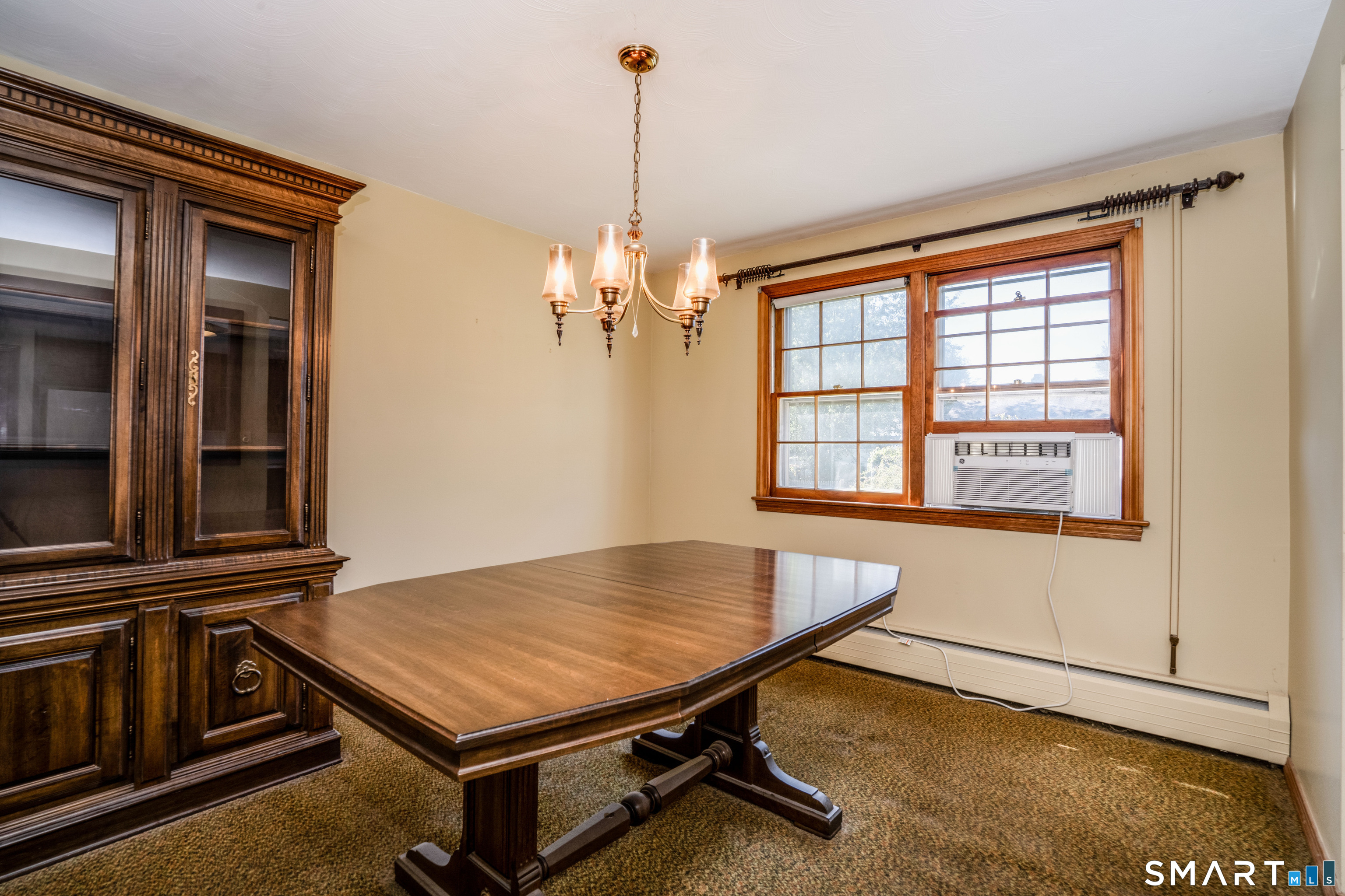 182 Brentmoor Road East Hartford CT 06118