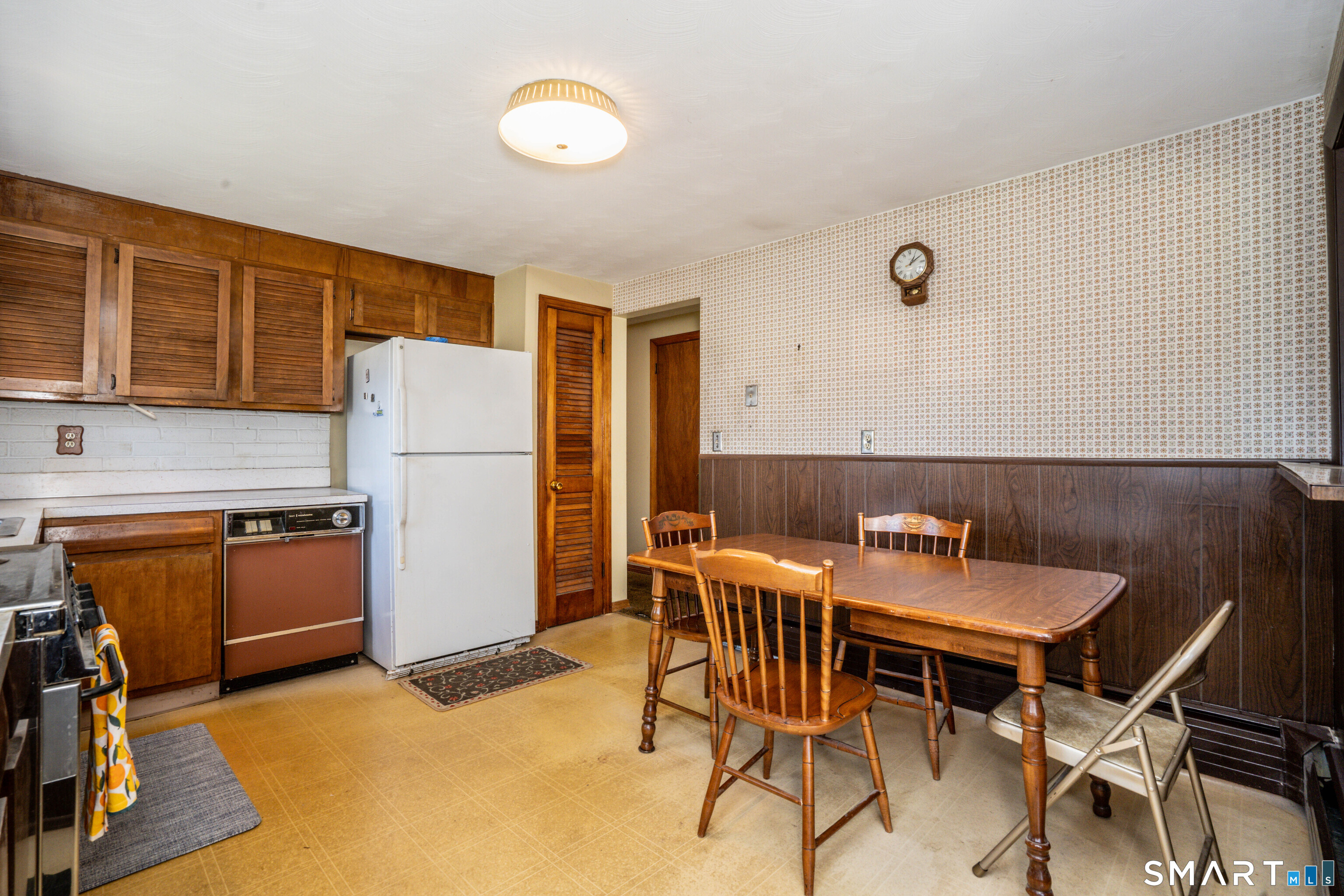 182 Brentmoor Road East Hartford CT 06118