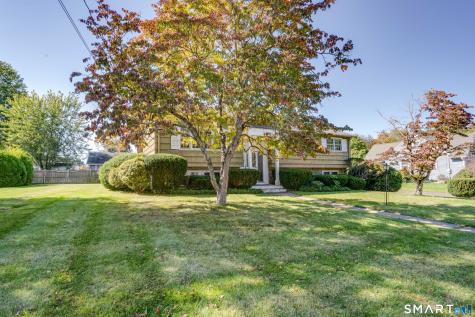 182 Brentmoor Road East Hartford CT 06118