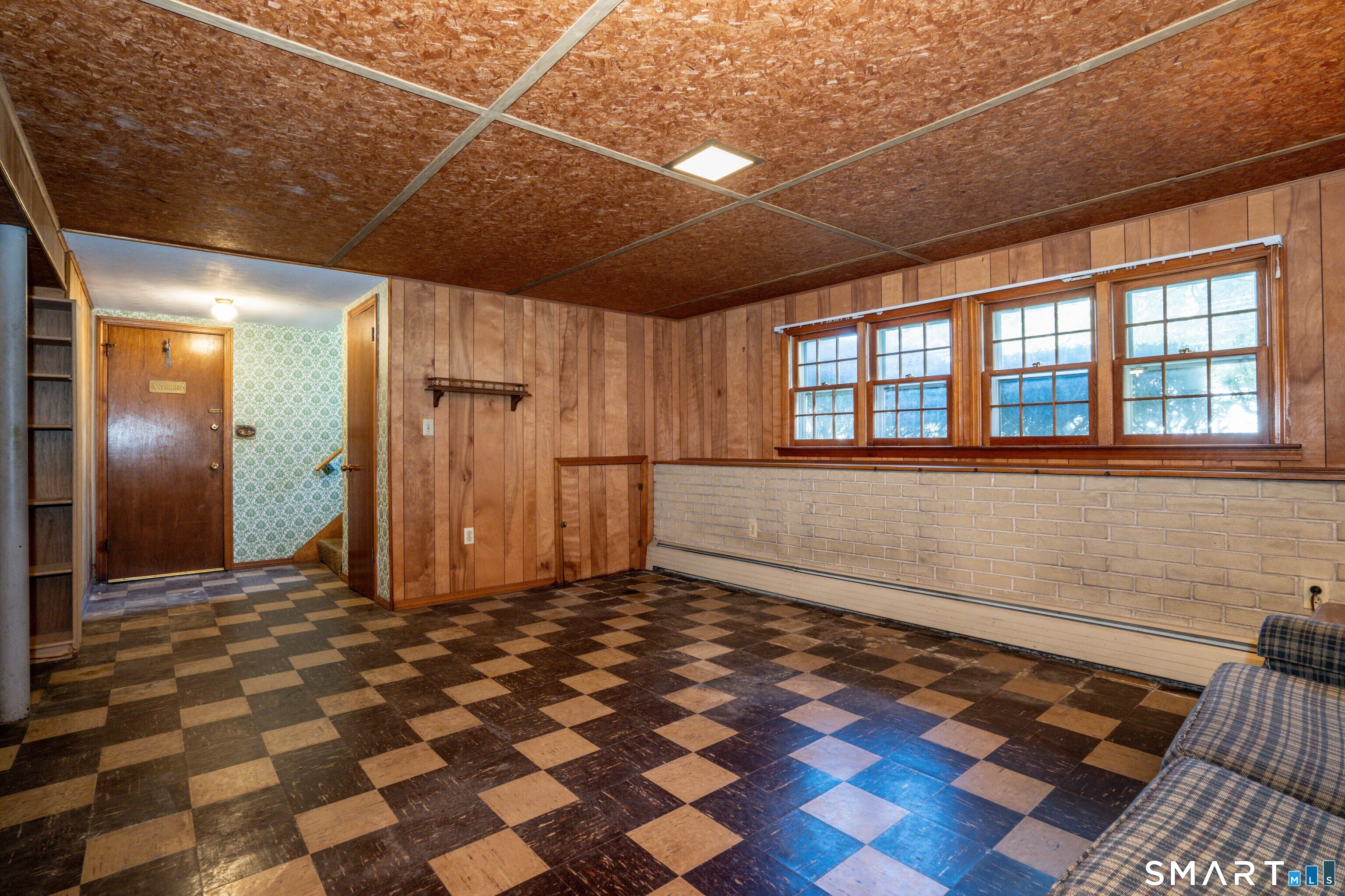 182 Brentmoor Road East Hartford CT 06118