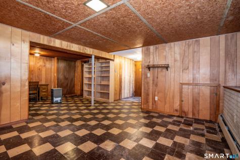 182 Brentmoor Road East Hartford CT 06118