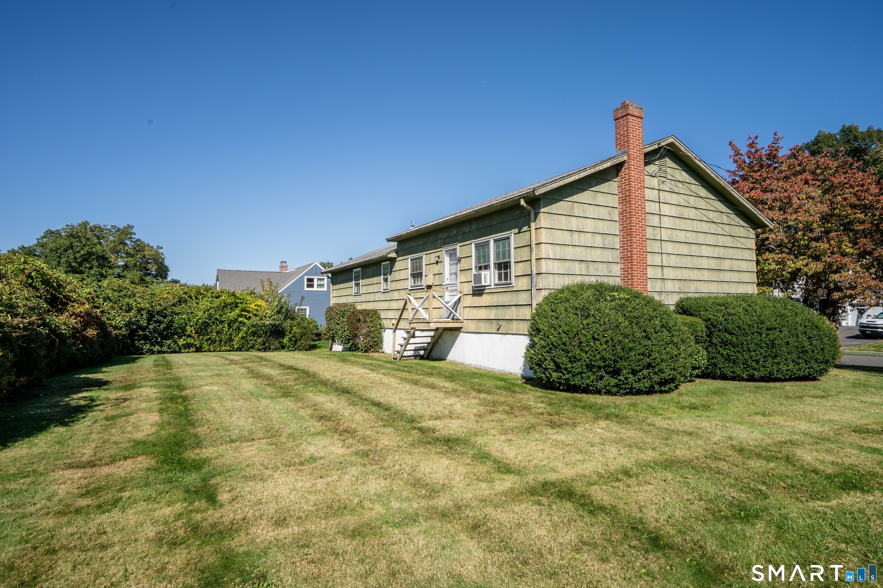 182 Brentmoor Road East Hartford CT 06118