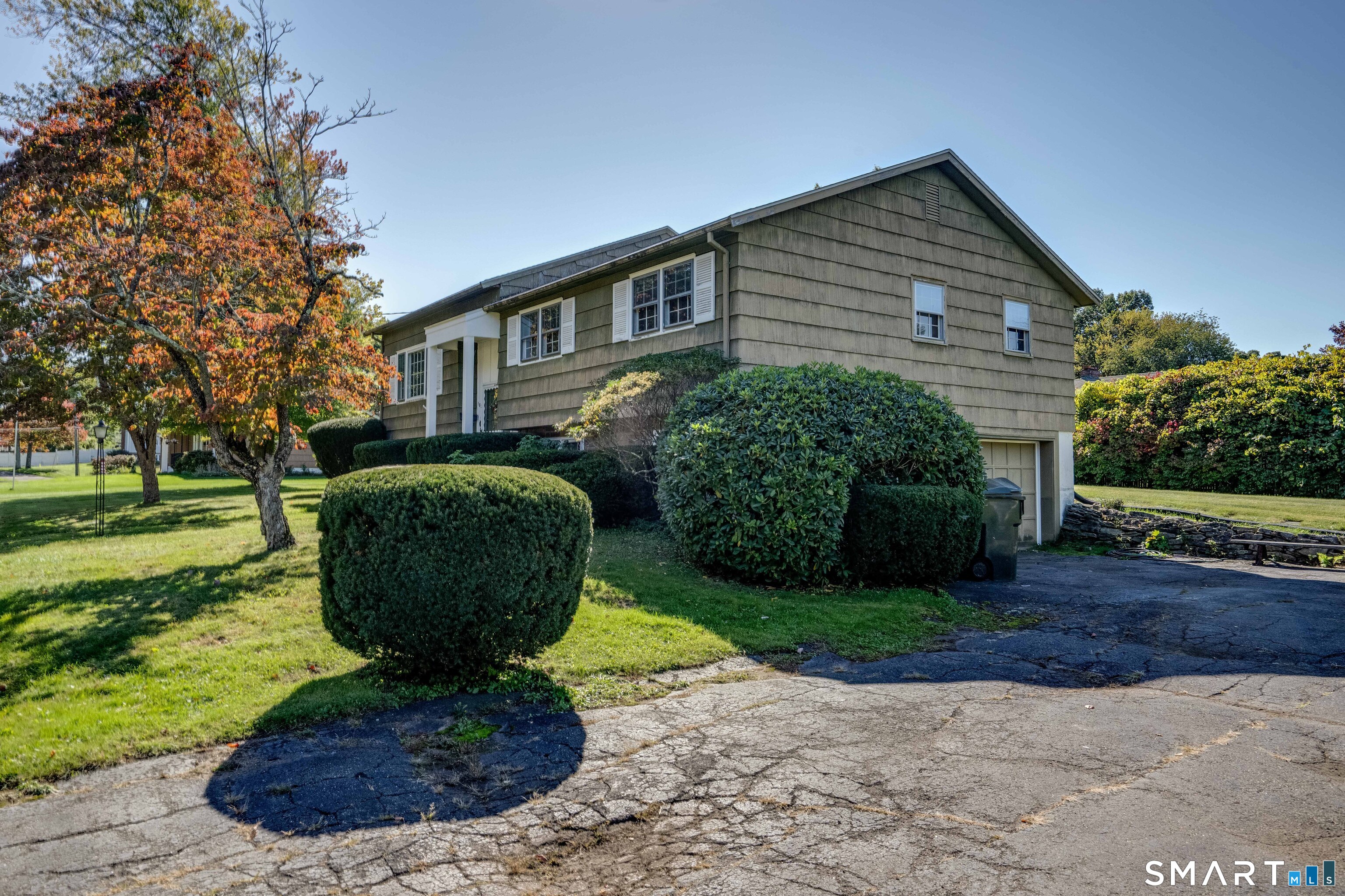 182 Brentmoor Road East Hartford CT 06118