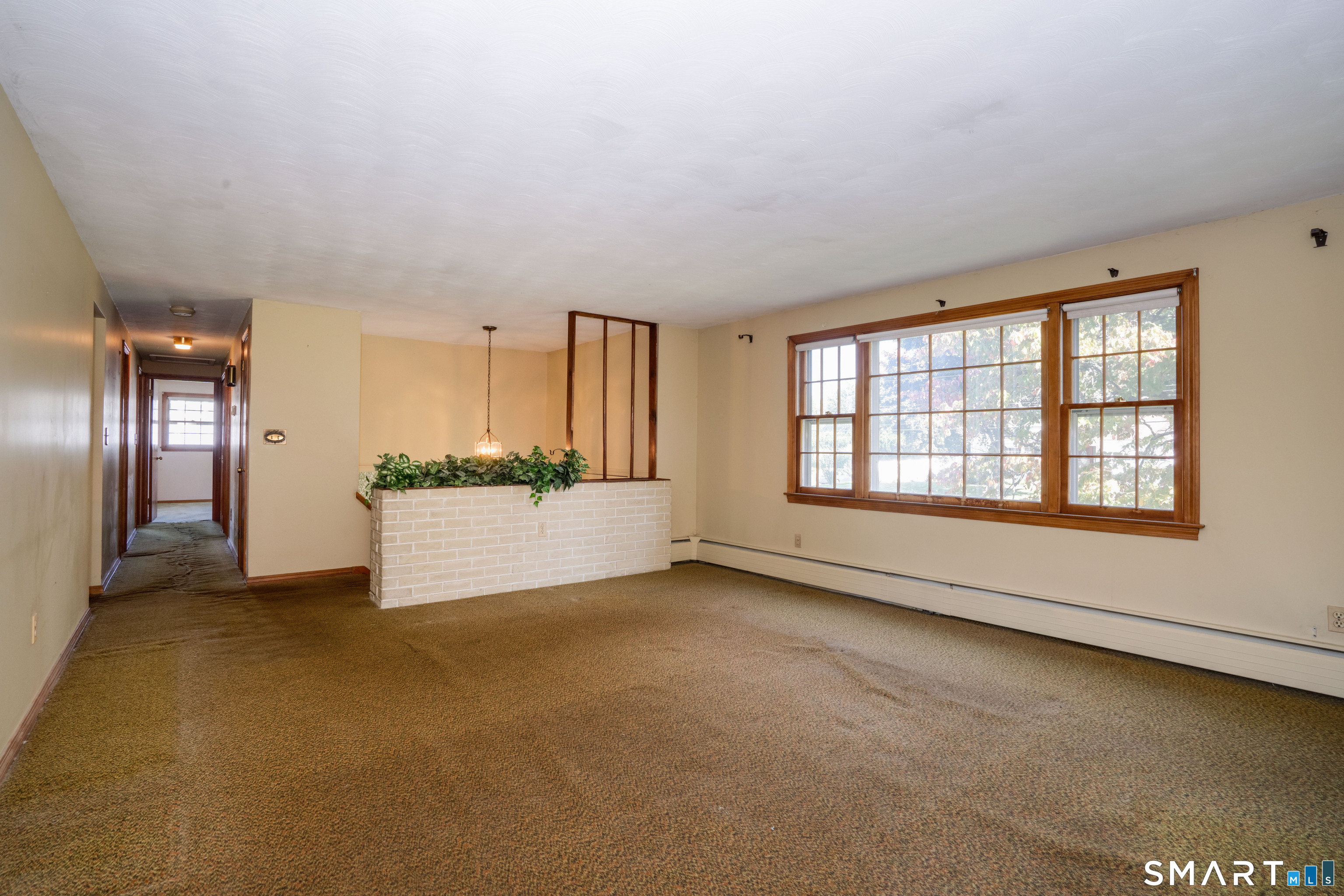 182 Brentmoor Road East Hartford CT 06118