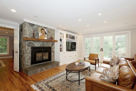 8 Strawberry Ridge Road Ridgefield CT 06877