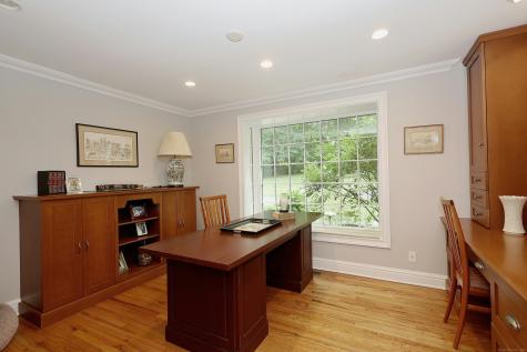 8 Strawberry Ridge Road Ridgefield CT 06877