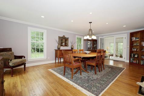 8 Strawberry Ridge Road Ridgefield CT 06877