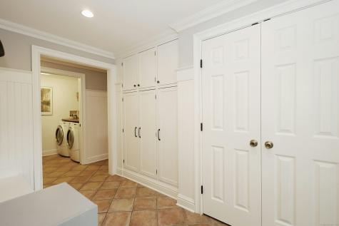 8 Strawberry Ridge Road Ridgefield CT 06877