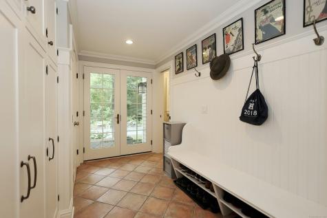 8 Strawberry Ridge Road Ridgefield CT 06877