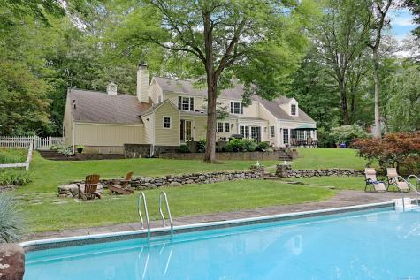 8 Strawberry Ridge Road Ridgefield CT 06877