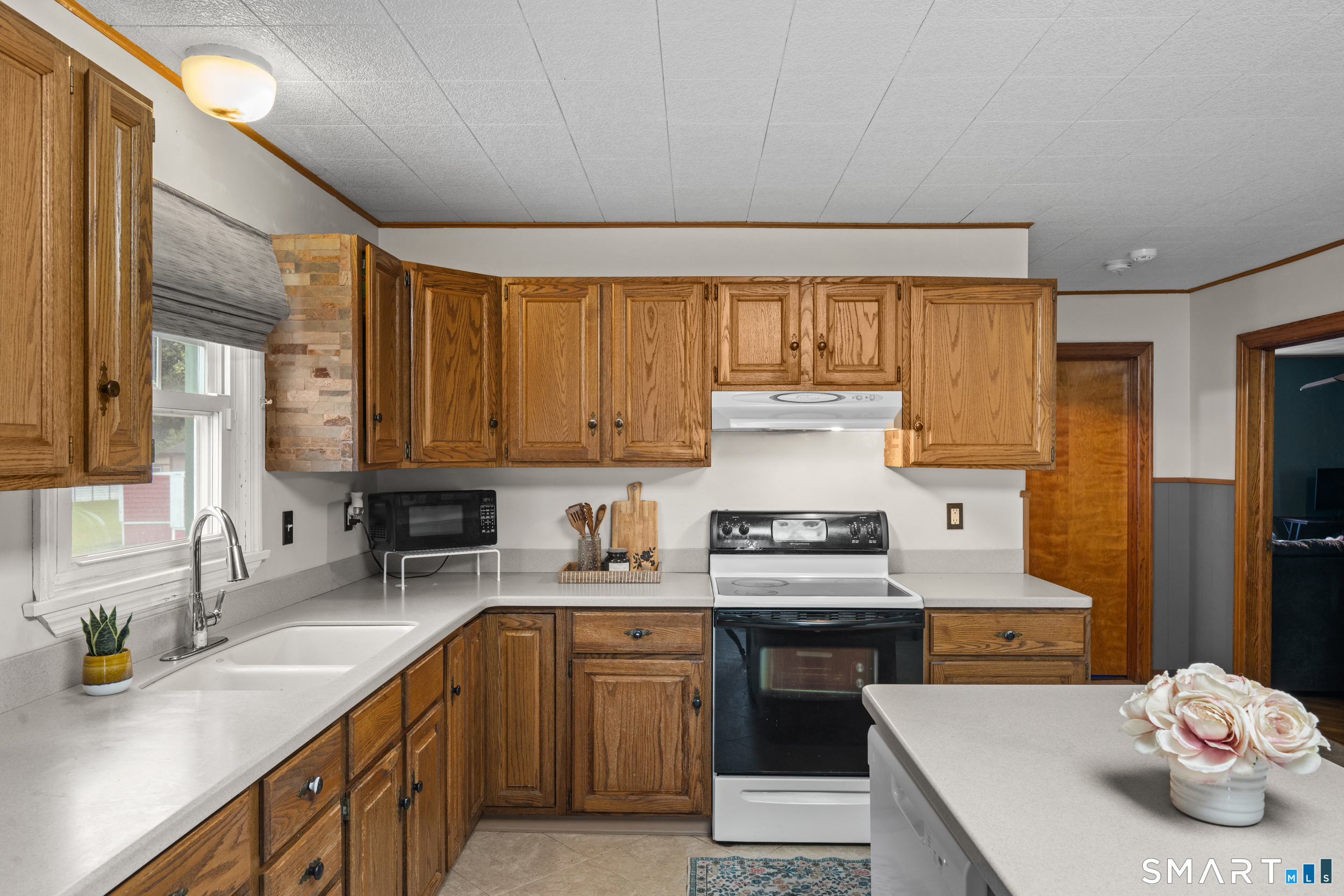 36 Maple Street Griswold CT 06351