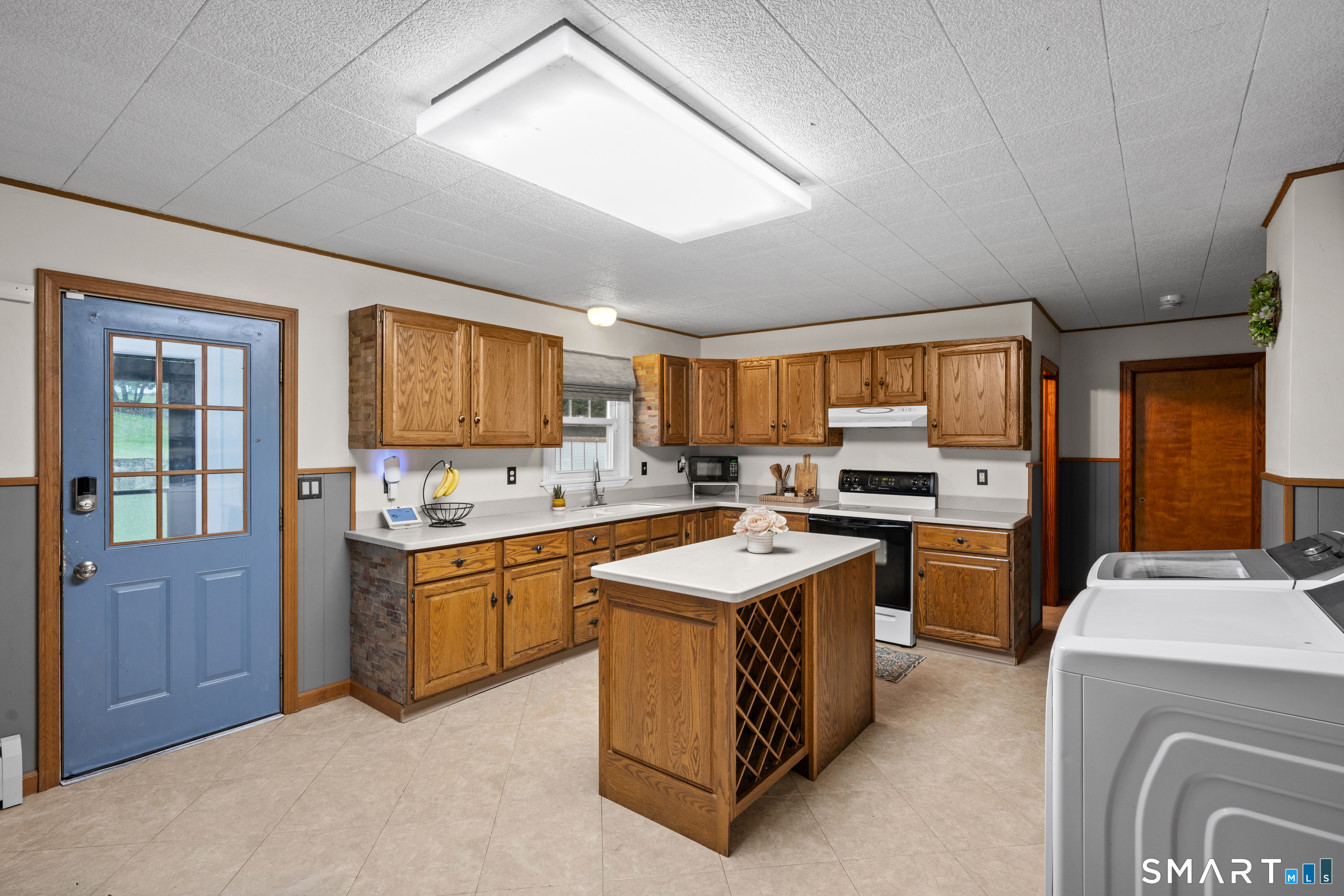 36 Maple Street Griswold CT 06351