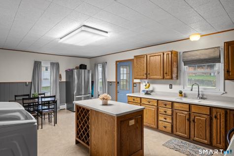 36 Maple Street Griswold CT 06351