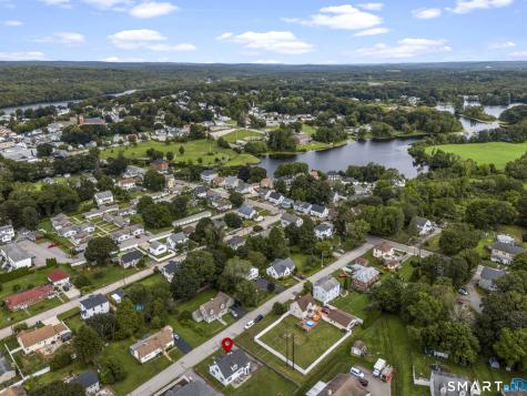 36 Maple Street Griswold CT 06351