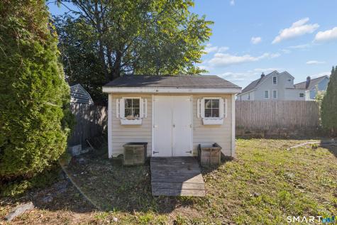 35 Edwards Street Hamden CT 06517