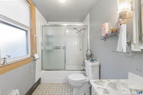 35 Edwards Street Hamden CT 06517