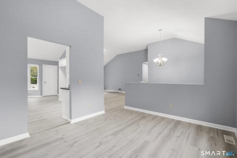 63 Oakcrest Circle Waterbury CT 06708