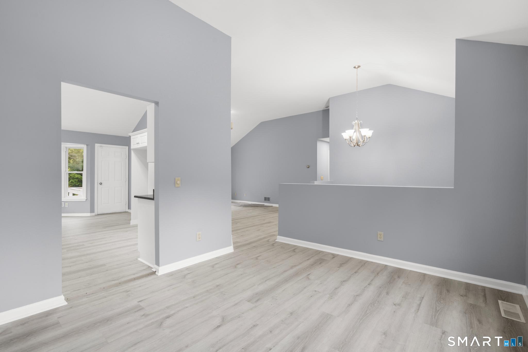 63 Oakcrest Circle Waterbury CT 06708