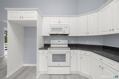 63 Oakcrest Circle Waterbury CT 06708
