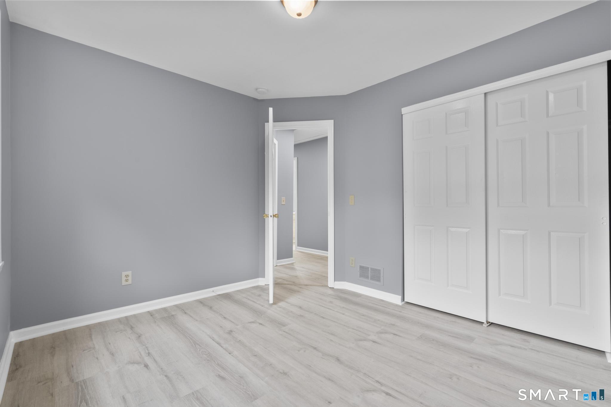 63 Oakcrest Circle Waterbury CT 06708