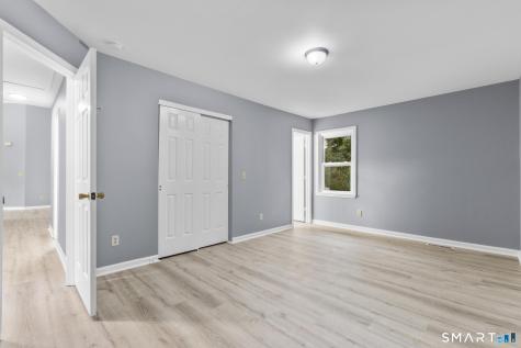 63 Oakcrest Circle Waterbury CT 06708