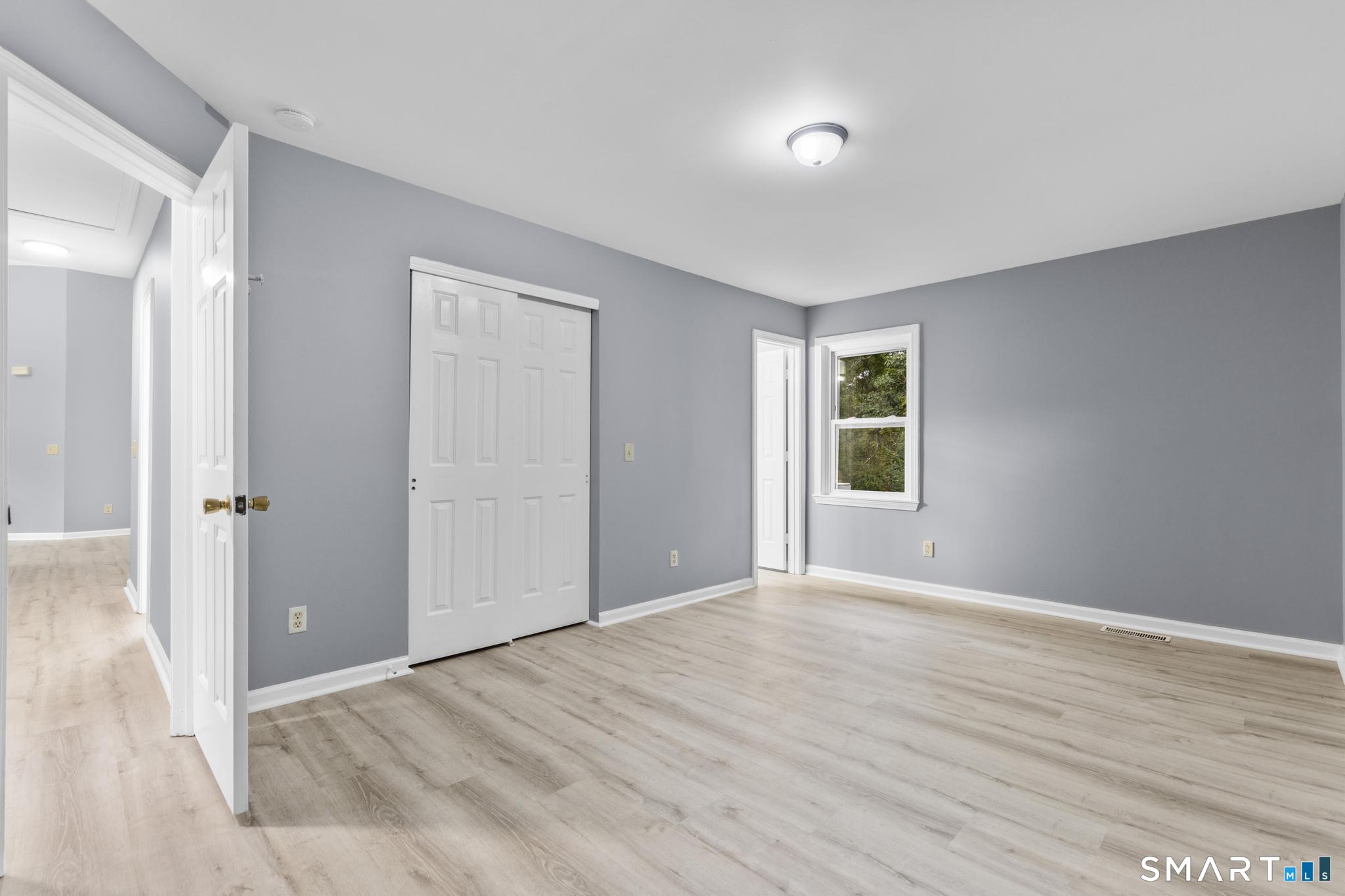 63 Oakcrest Circle Waterbury CT 06708