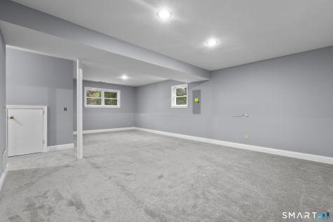 63 Oakcrest Circle Waterbury CT 06708