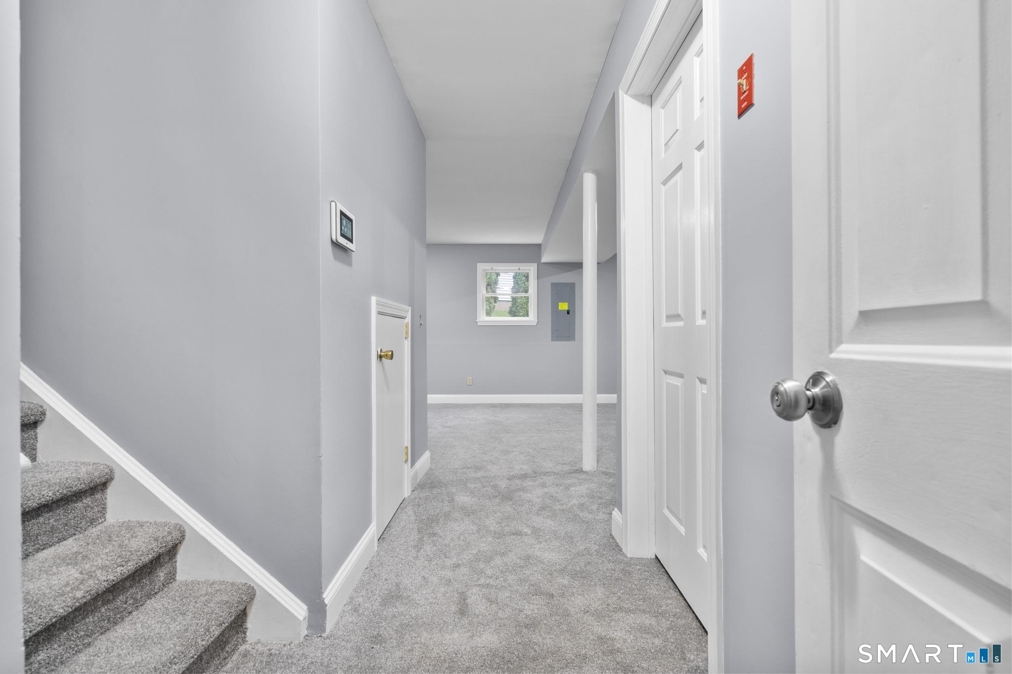 63 Oakcrest Circle Waterbury CT 06708
