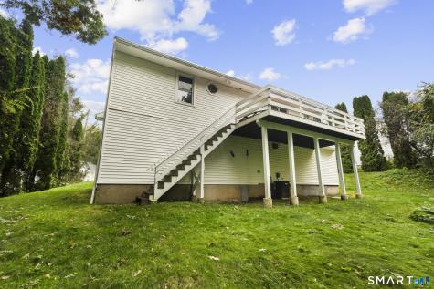 63 Oakcrest Circle Waterbury CT 06708