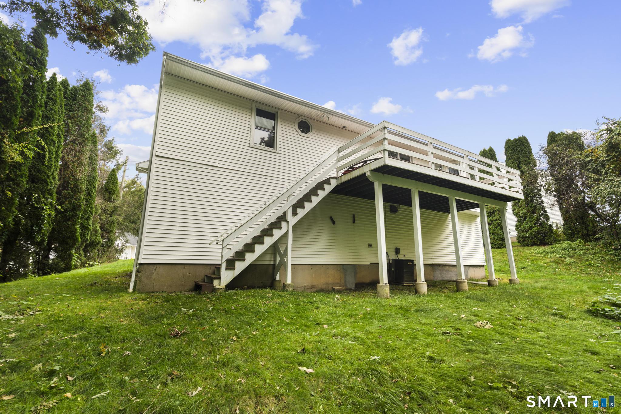 63 Oakcrest Circle Waterbury CT 06708