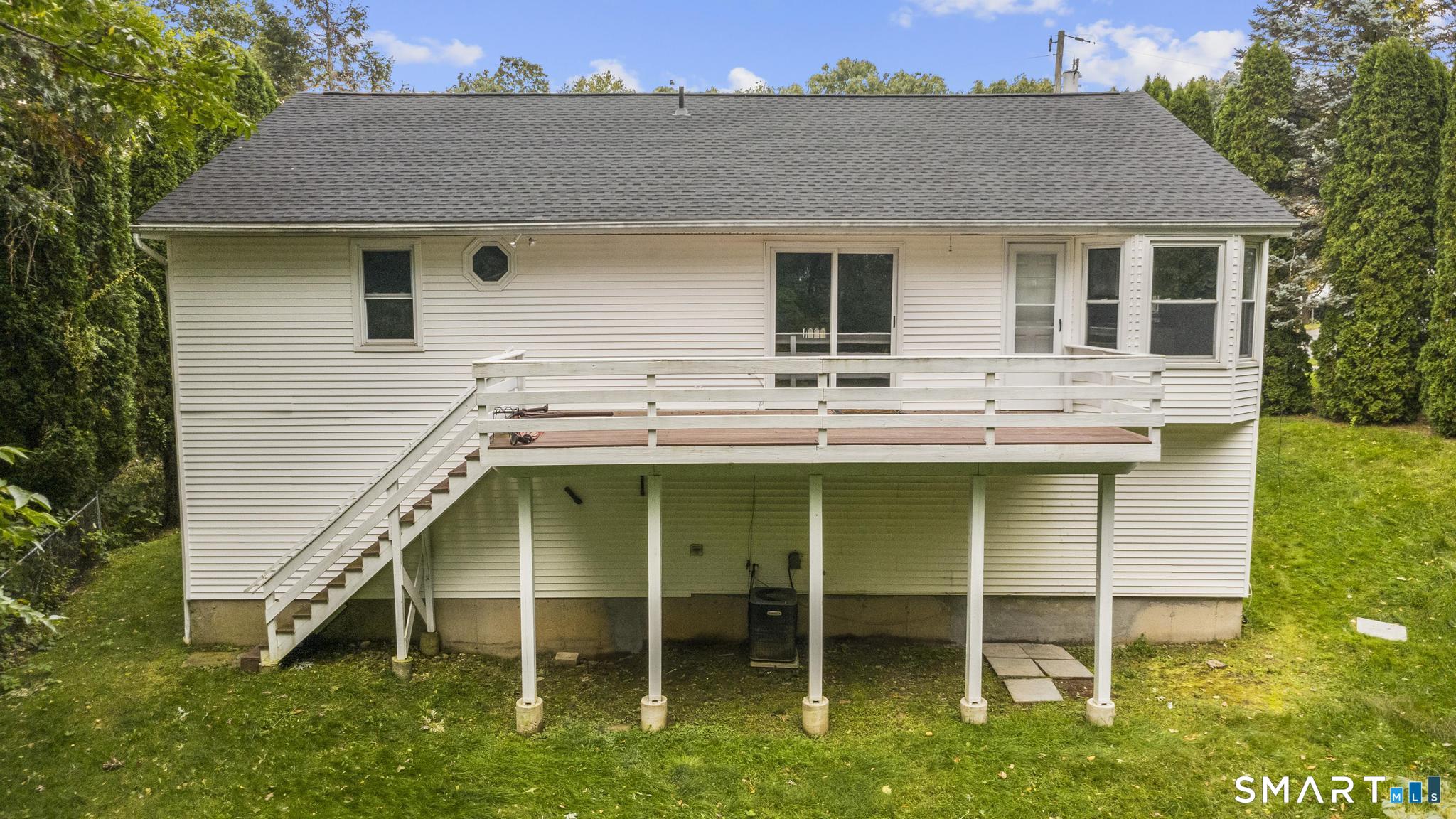 63 Oakcrest Circle Waterbury CT 06708