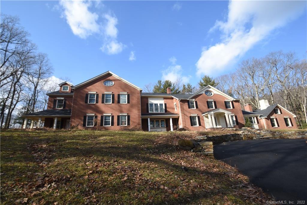 125 Deercliff Road Avon CT 06001
