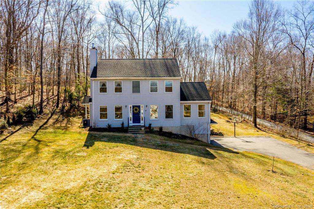 27 Mountain Laurel Way Portland CT 06480