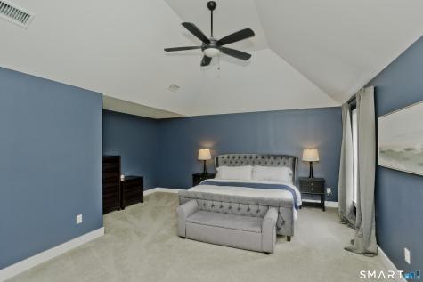 4 Arbor Way Suffield CT 06078