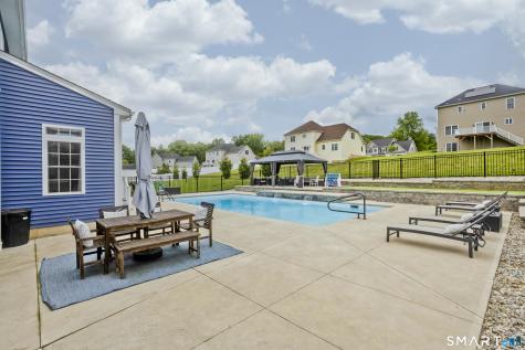 4 Arbor Way Suffield CT 06078