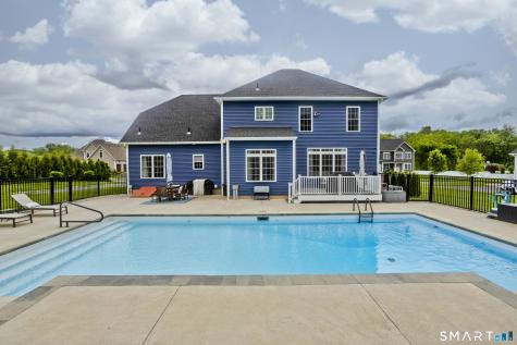 4 Arbor Way Suffield CT 06078