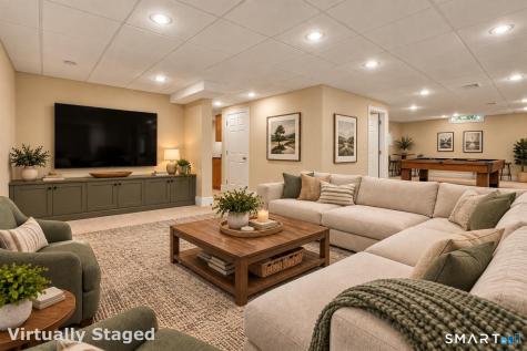 24 Red Fox Run Canton CT 06019