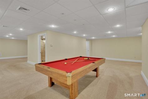 24 Red Fox Run Canton CT 06019