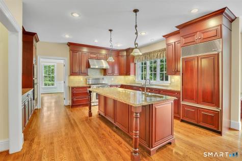 24 Red Fox Run Canton CT 06019