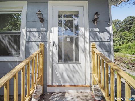 127 Maple Street Norwich CT 06360