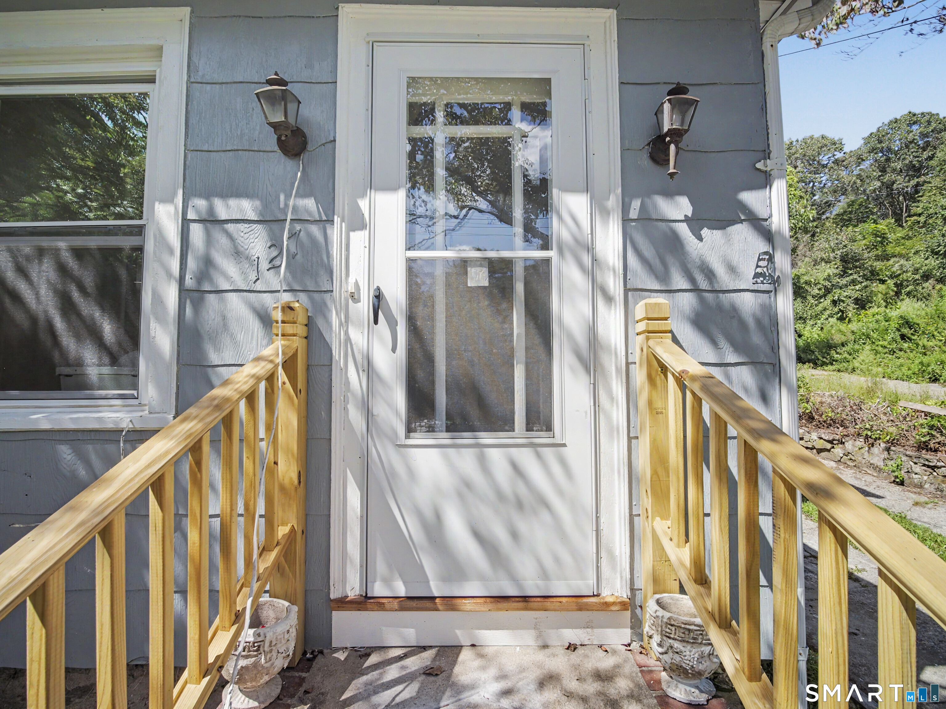 127 Maple Street Norwich CT 06360
