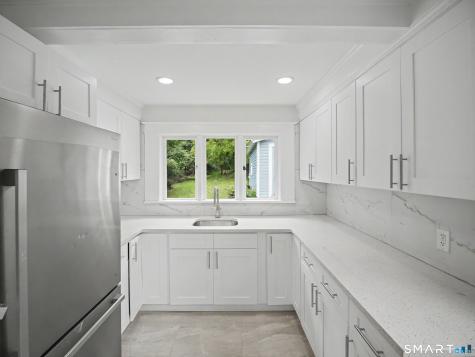 127 Maple Street Norwich CT 06360