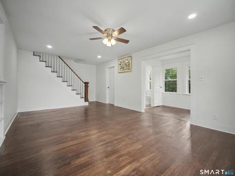 127 Maple Street Norwich CT 06360