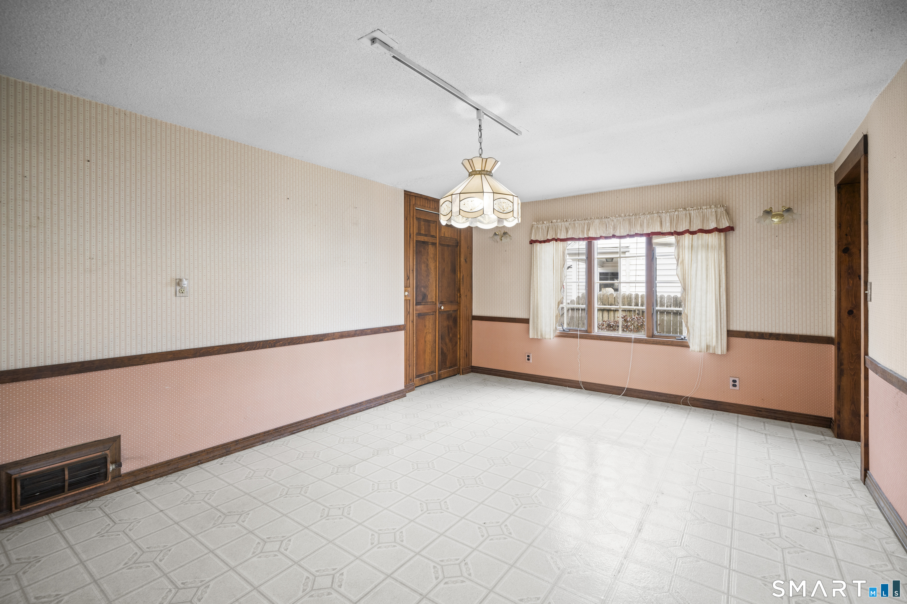 9 Foxcroft Road Enfield CT 06082