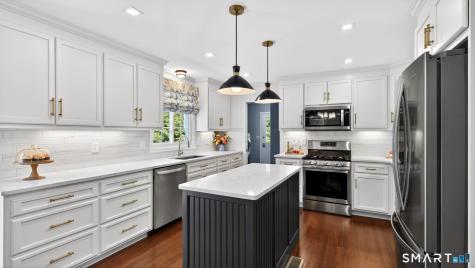 389 Huckleberry Hill Road Avon CT 06001
